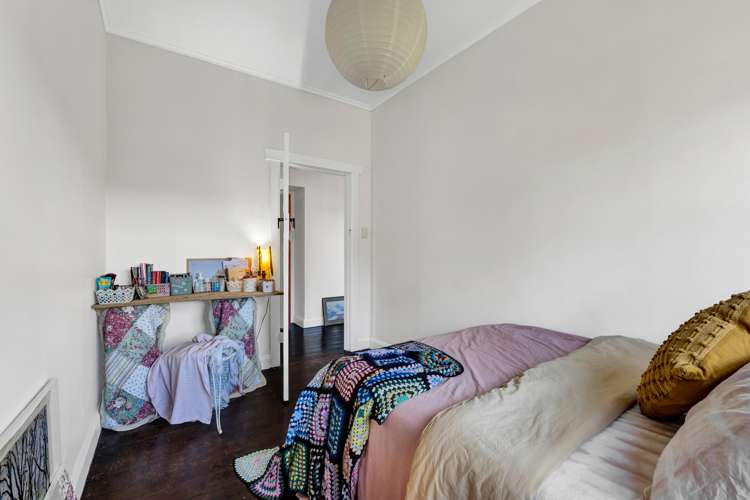 87 South Road Manaia_26