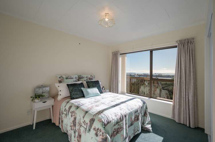 45 Churchill Avenue Richmond_16