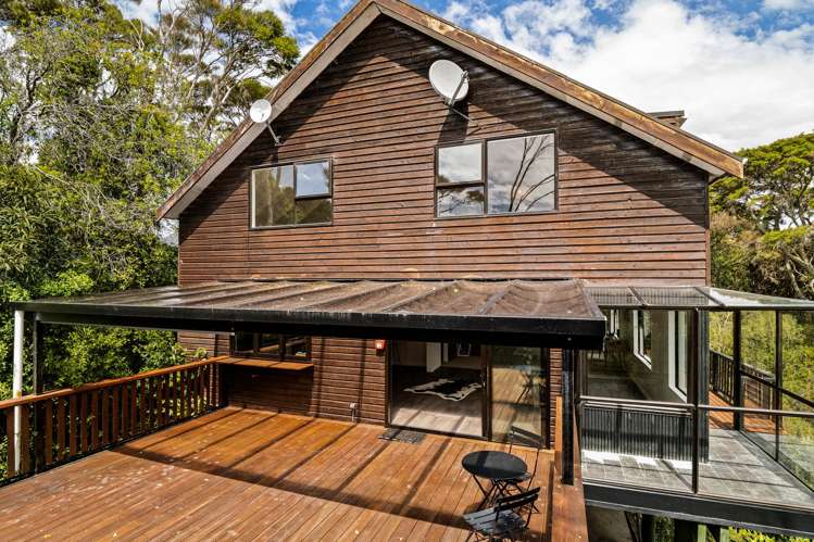 11 Chelivode Street Waitati_13