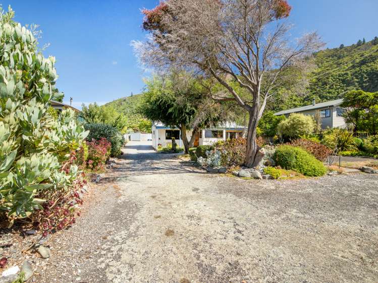 301 Rarangi Beach Road Rarangi_16