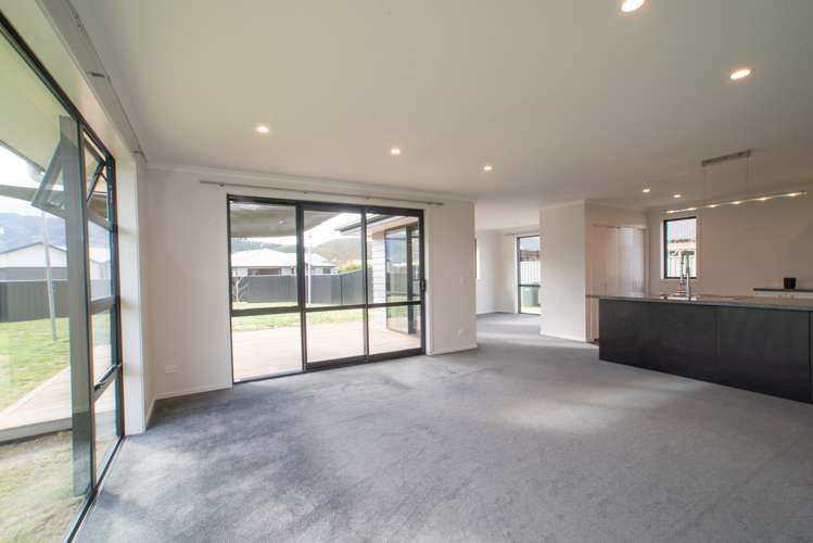 37 Albert Drive Clyde_6