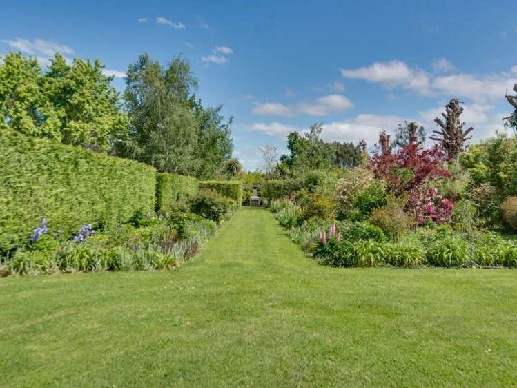 14 Pinewood Close Swannanoa_17