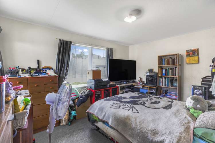 21 Parenga Street Wainuiomata_8