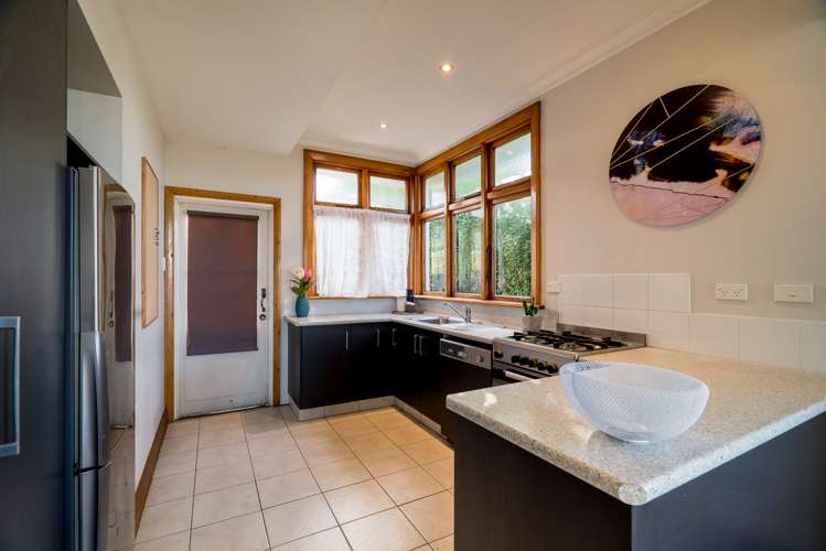 78 Sidey Street Calton Hill_16