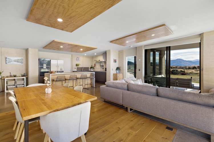 197 Loess Lane Hawea Flat_9