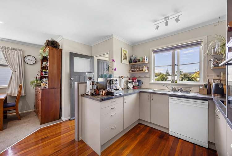 9 Stokes Avenue Te Atatu Peninsula_6