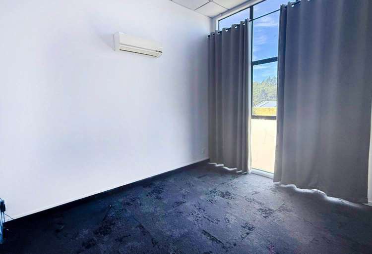 West Coast Road Glen Eden_12