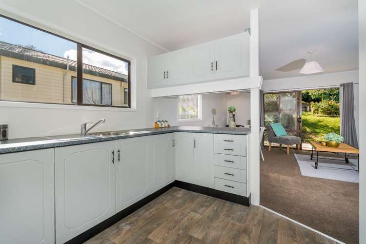 3/27 Aeroview Drive Beach Haven_11