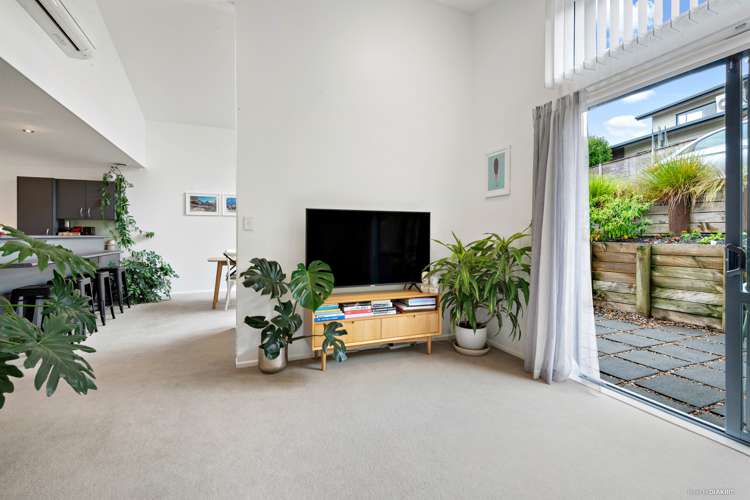 88c Brian Crescent Stanmore Bay_6