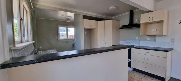 38 Joy Street Shirley_3