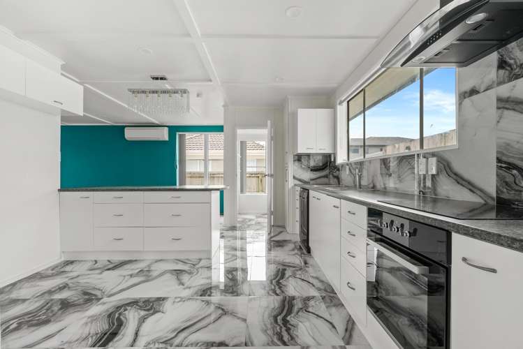 2/34 Landon Avenue_5