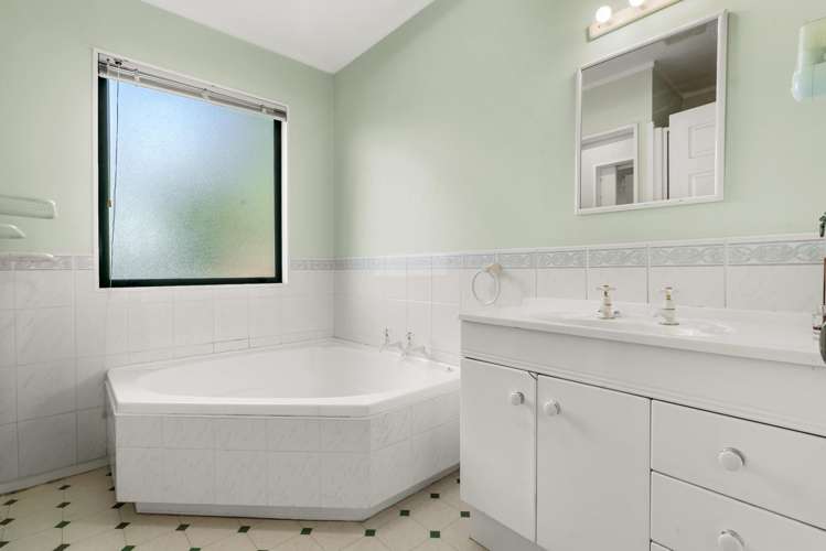 209 Kaipara Road Papakura_16