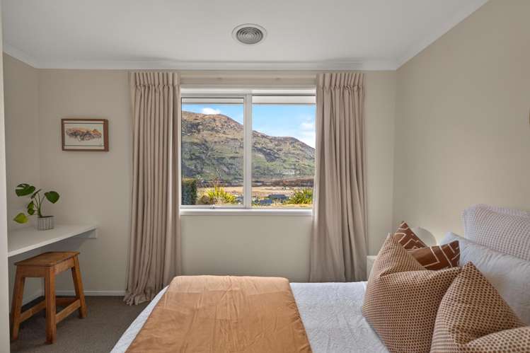9 Marston Road Lower Shotover_19