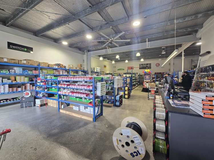 7 Jupiter Grove Trentham_1