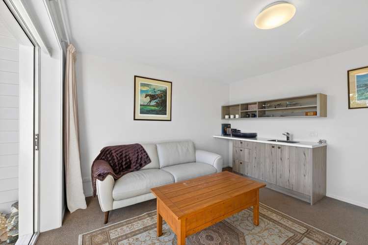24 Hillplough Heights Richmond_20