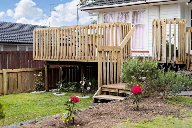 1/11 Brookfield Road Te Atatu Peninsula_13