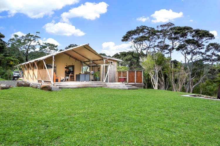93 Bethells Road Waitakere_17