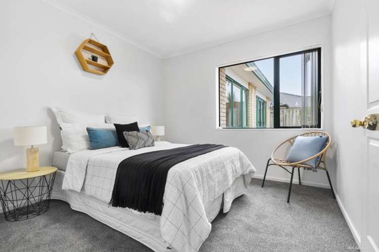 5 Basra Drive Henderson_9