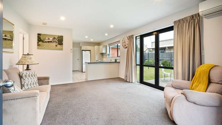 22 Clinton Lane Woolston_4