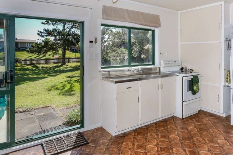 13 Ashwell Drive Port Waikato_6