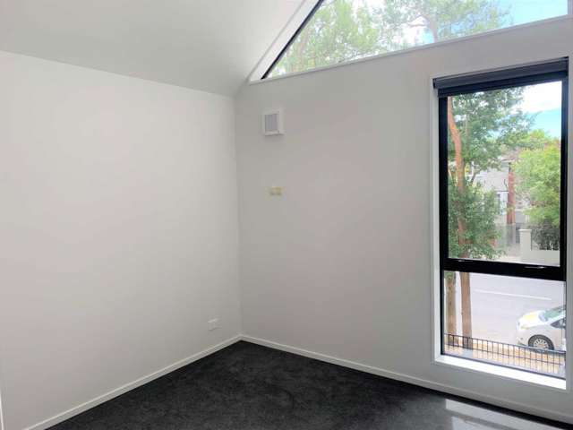 4/ 66 Innes Road Merivale_4