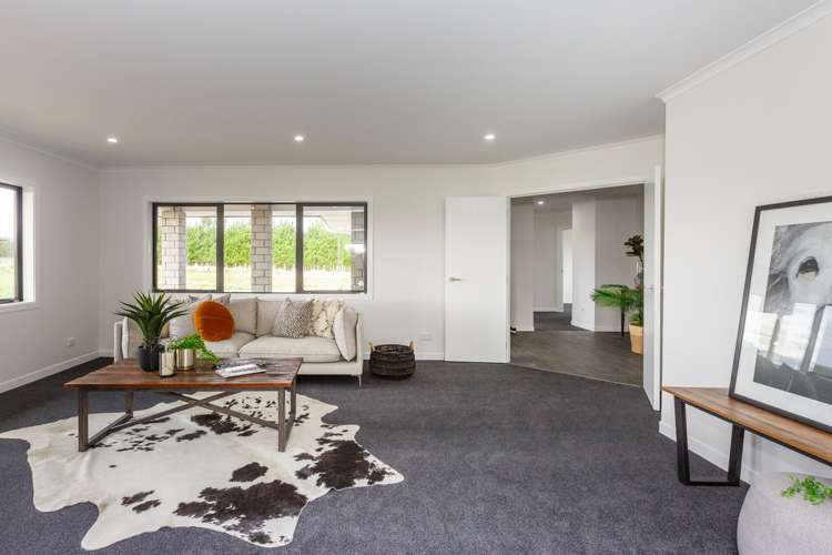 175 Spur Road West Feilding_11