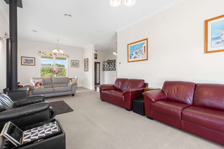 83 Lincoln Road Carterton_8