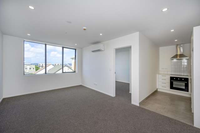205/3 Rauemi Way Te Atatu South_4