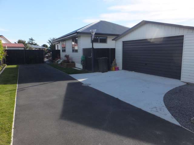 25 Ontario Place Wainoni_1