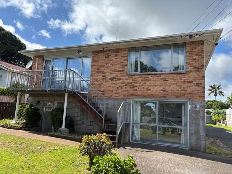 1/4 Preston Avenue_0