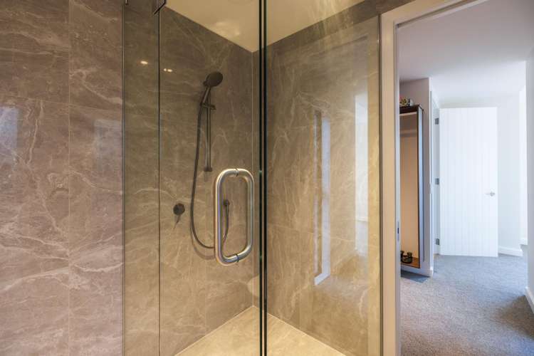 15 Causeway Road Ostend_21