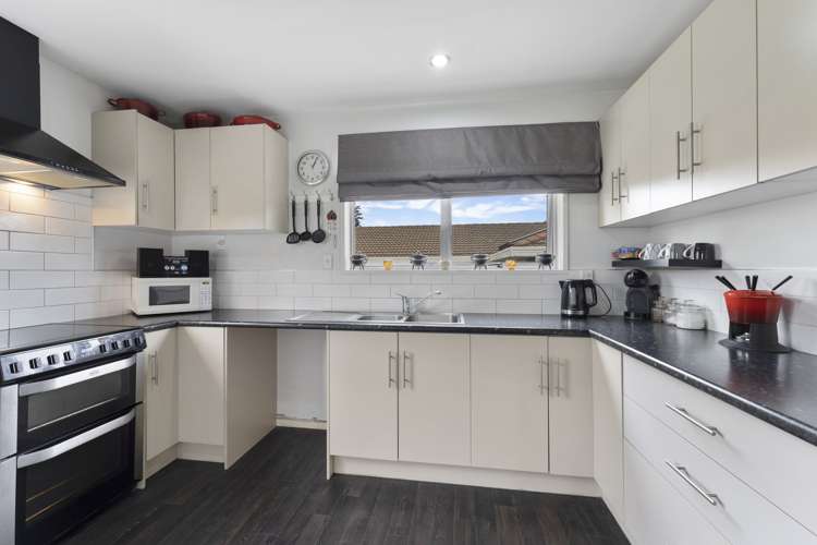 2/14 Kinross Street Hei Hei_5