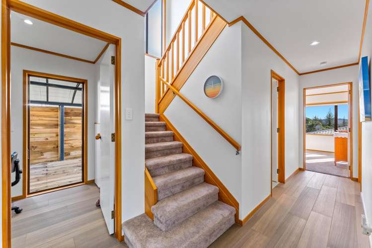 57 Rosario Crescent Red Beach_14