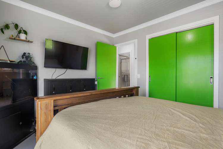 59b Toi Toi Street Toi Toi_5