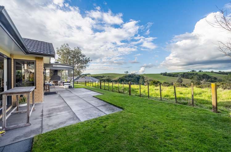 6 Bendemeer Place Flat Bush_23