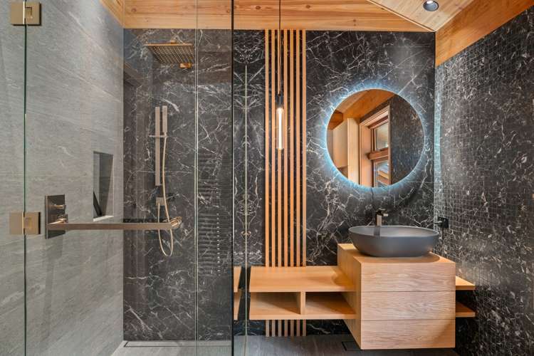 8 Foxglove Heights Wanaka_20