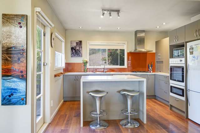 5 Shelley Crescent Stoke_4