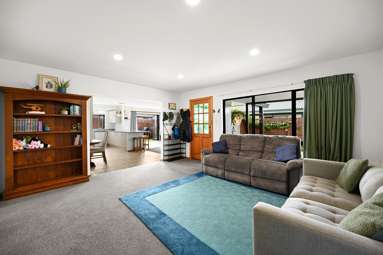 10 Metro Avenue_1