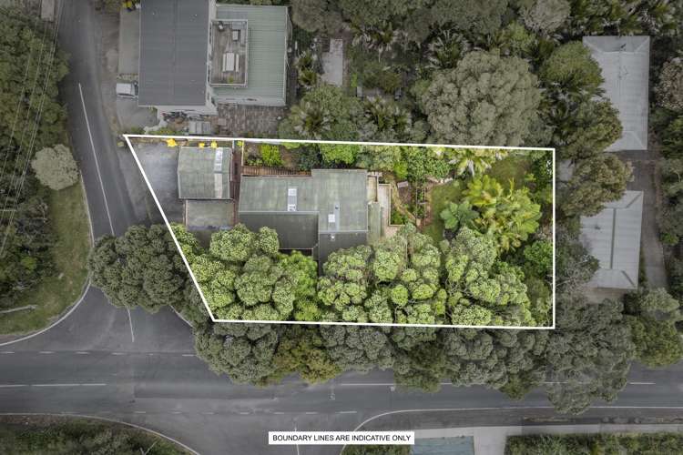 132 Woodlands Park Road Titirangi_13