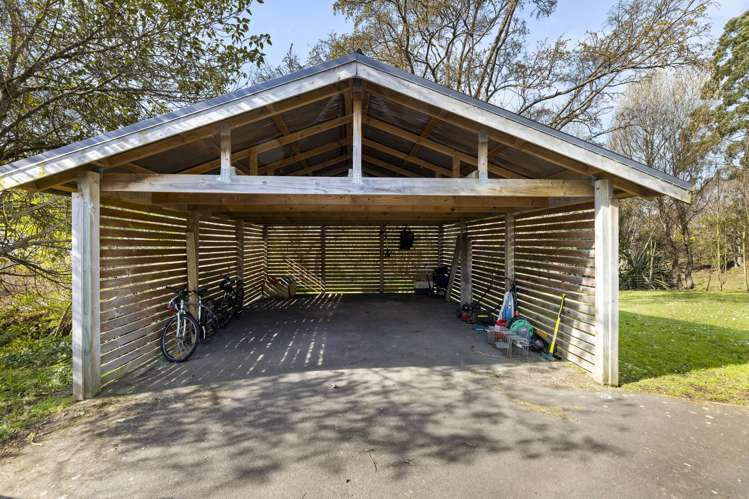 12 Shirley Lane Sawyers Bay_26