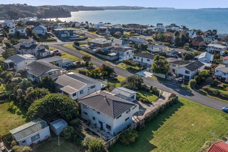 9 Awatere Place Snells Beach_18