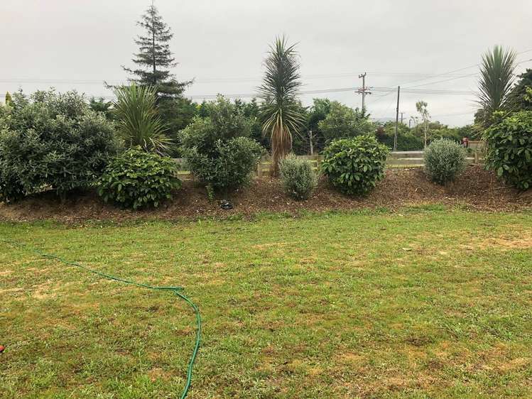 427 High Street South Carterton_23