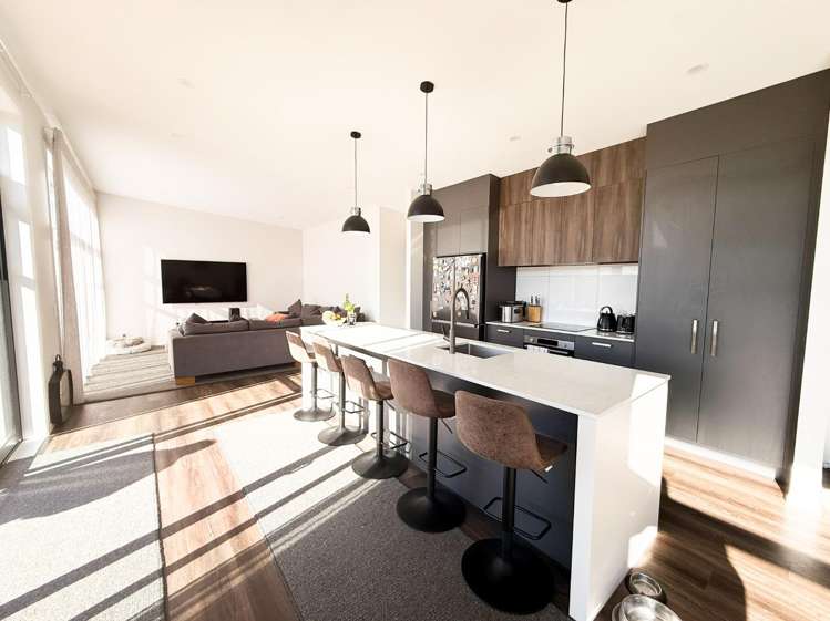 7 Parawera Drive 1045_1