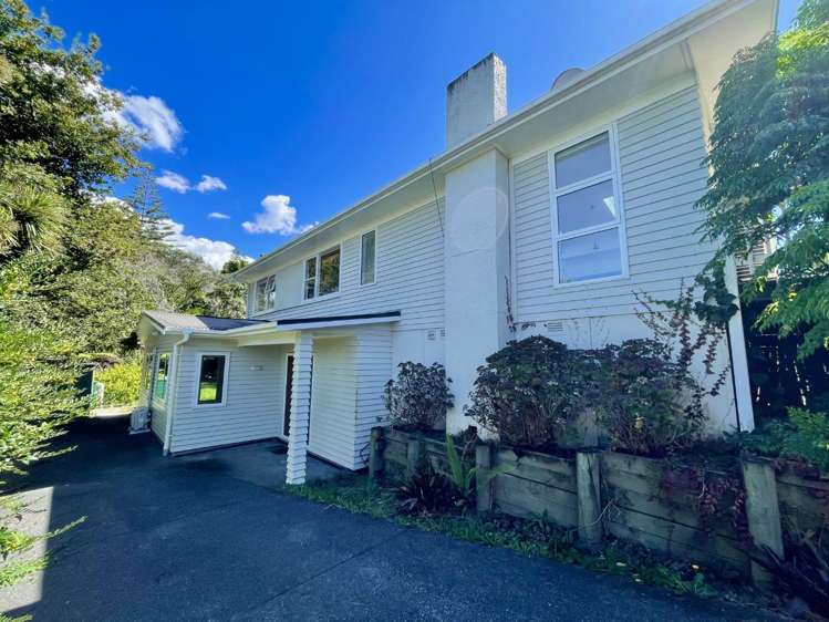 29 Marina Road Torbay_1