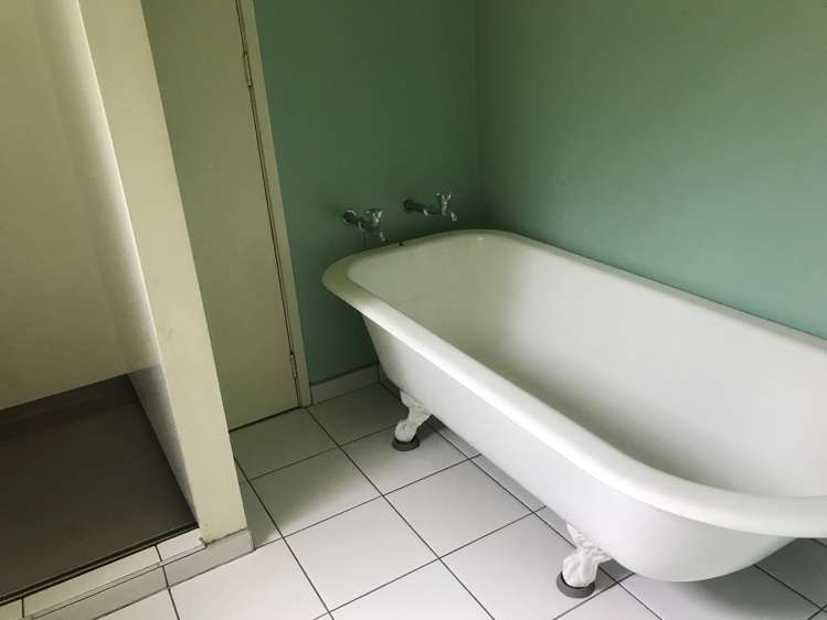 77a Glendale Road Glen Eden_9