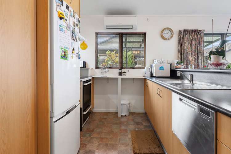 6/269 Churchill Street_4
