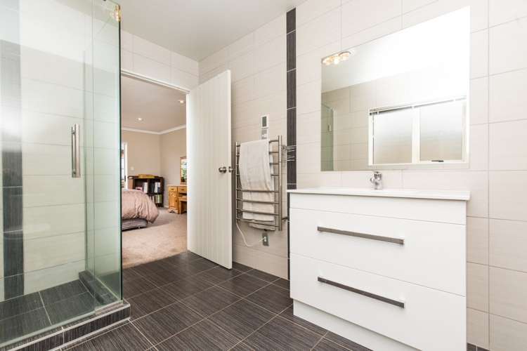 44 Twomey Drive Pukekohe_16