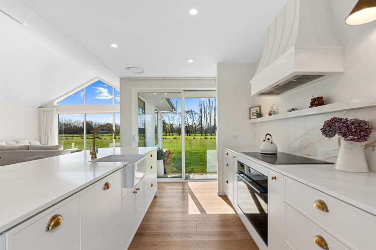 17 Tancreds Road Tai Tapu_10