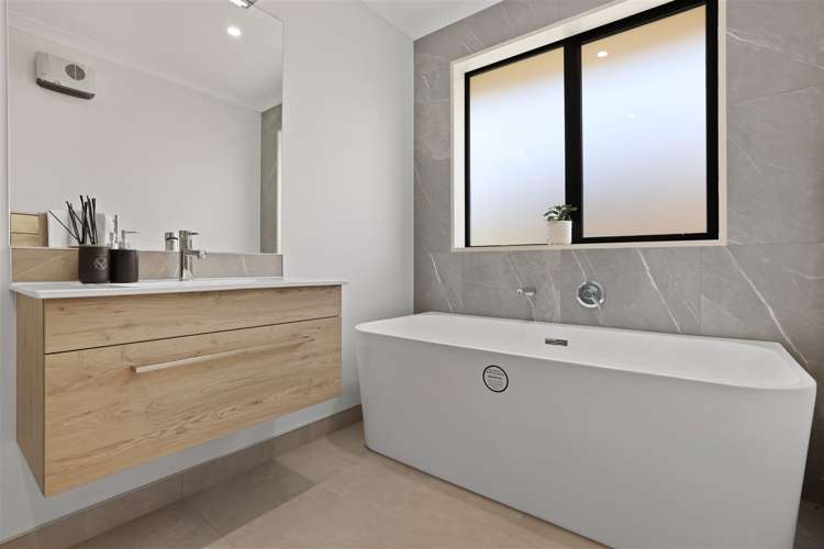 9 Peregrine Crescent Rolleston_15