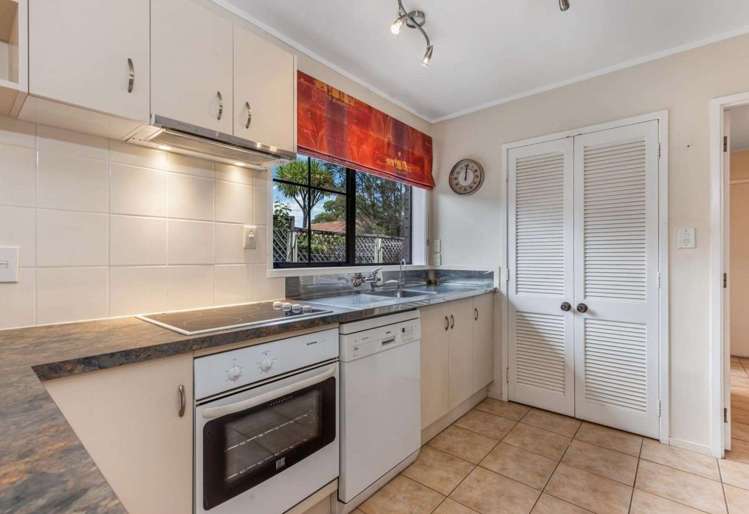 1/34 Takapu Street Henderson_6